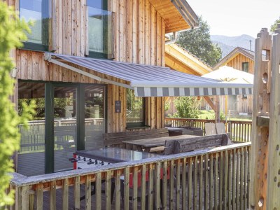 Holiday park Attractive chalet with whirlpool - Outdoor photo 8