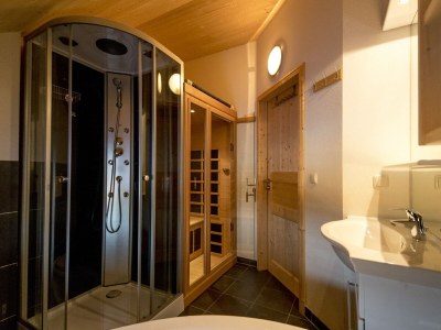 Holiday park Attraktives Chalet mit Sauna und Whirlpool - Features photo 15