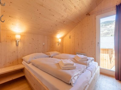 Holiday park Appealing chalet with hot tub - Features photo 9