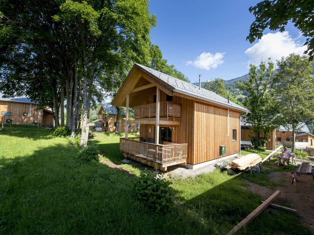 Holiday park Schönes Chalet mit Whirlpool