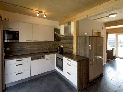 Holiday park Appealing chalet with hot tub - Features photo 8