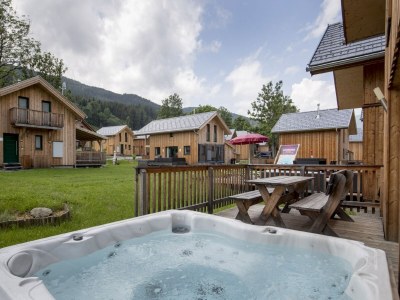 Holiday park Appealing chalet with hot tub - Outdoor photo 26