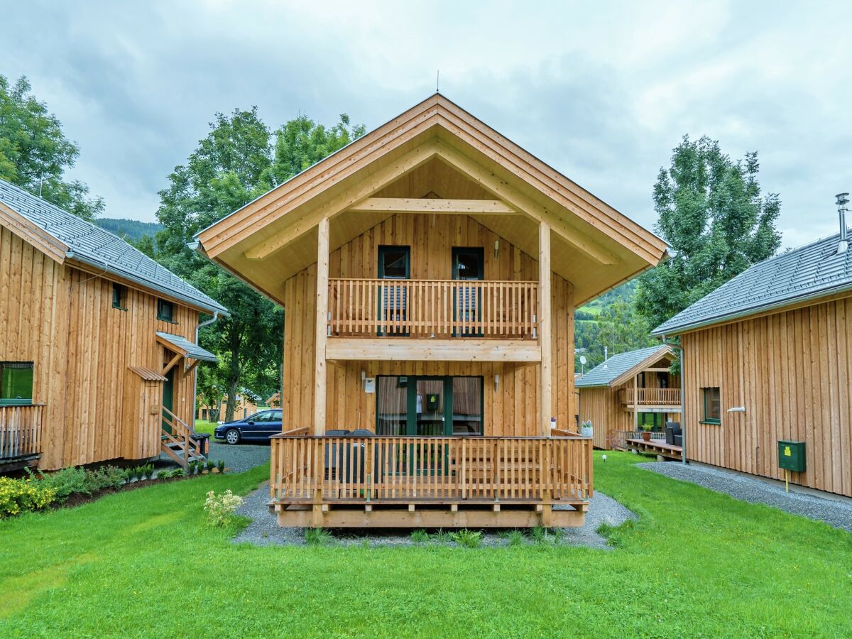 Holiday park Spacious chalet with infrared sauna - Outdoor photo 4