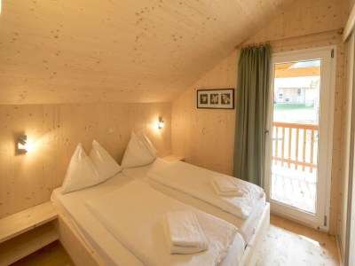 Holiday park Einladendes Chalet mit Infrarot Sauna - Features photo 8