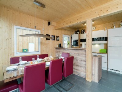 Holiday park Attractive chalet with hot tub - Features photo 7