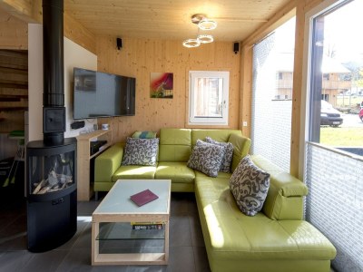 Holiday park Attractive chalet with hot tub - Features photo 14