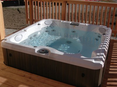 Holiday park Ansprechendes Chalet mit Sauna und Whirlpool - Outdoor photo 25