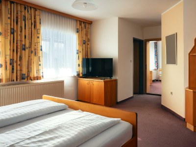 Holiday room Familienzimmer 4 Personen 1 Nacht - Features photo 43