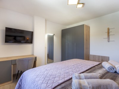 Holiday apartment Luxurious apartment pool - Features photo 26