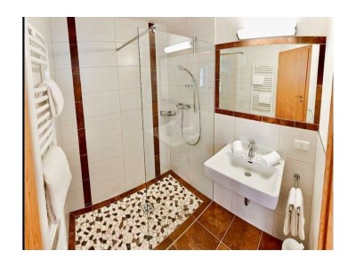 Holiday room Doppelzimmer, Toilette und Bad/Dusche getrennt, - Features photo 48