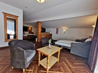 Holiday room Color Rooms Mint, Berry & Purple - Outdoor photo 10