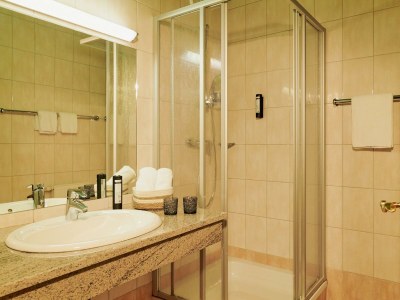 Holiday room Color Rooms Mint, Berry & Purple - Features photo 25