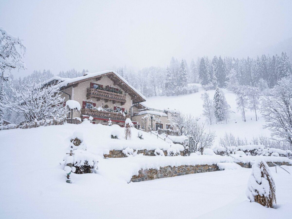 Holiday room Doppelzimmer De Luxe Frühstück kurz - Outdoor photo 2