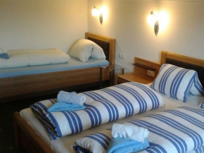 Apartment Fewo B (2-5 Personen/2 SZ, 1 WSR) - Features photo 18