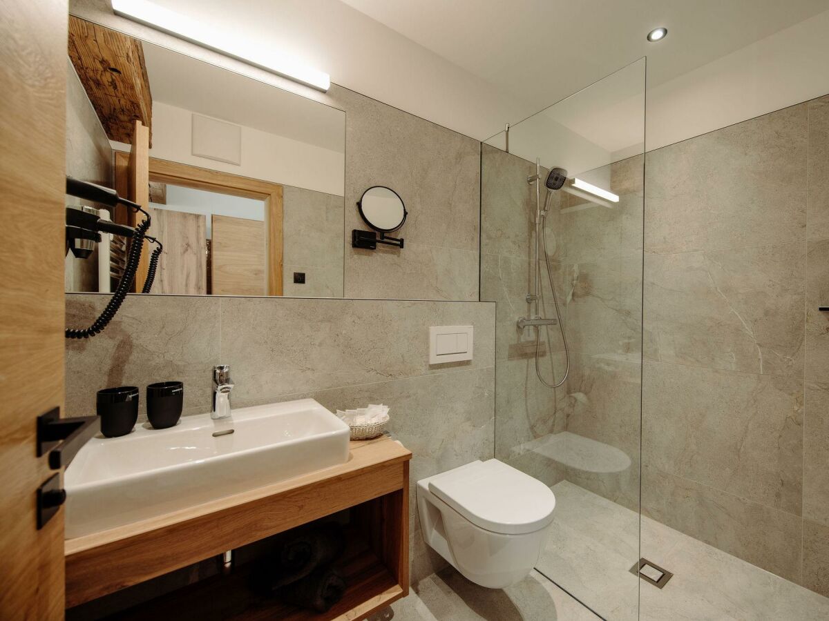 Apartment Appartement/Fewo, Dusche, WC, 3 Schlafräume - Outdoor photo 5