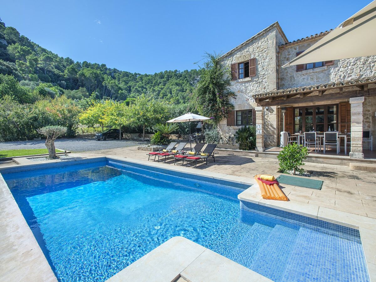 Villa Villa in Pollensa with swimming pool - Outdoor photo 3