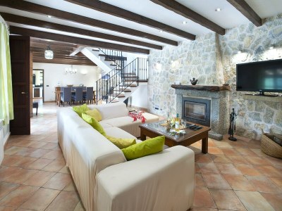 Villa Villa in Pollensa with swimming pool - Features photo 29