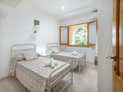 Villa VILLA LAURA - 8 MIN WALK TO THE BEACH - Features photo 18