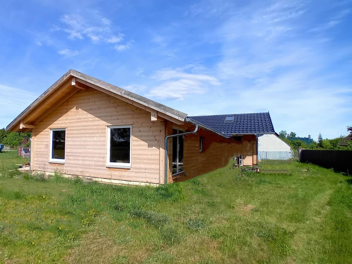 Holiday house Ferienhaus 4 Elemente in Selchow mit tollem Garten