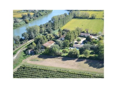 Holiday house Le Pigeonnier de Marignan - Environment photo 19