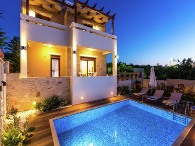 Villa Villa in Crete with Private Pool & Mountain Views - Outdoor photo 3