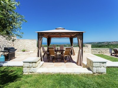 Villa Villa in Crete with Private Pool & Mountain Views - Outdoor photo 6
