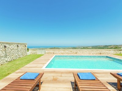 Villa Villa in Crete with Private Pool & Mountain Views - Outdoor photo 13