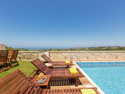 Villa Villa in Crete with Private Pool & Mountain Views - Outdoor photo 26