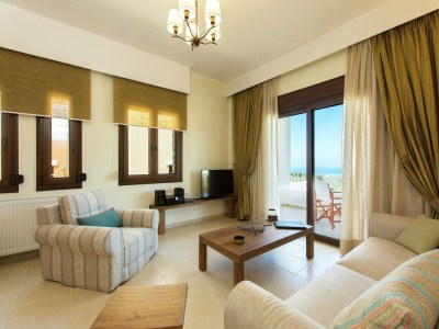 Villa Villa in Crete with Private Pool & Mountain Views - Features photo 28