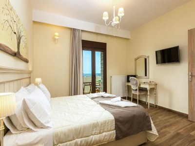 Villa Villa in Crete with Private Pool & Mountain Views - Features photo 31