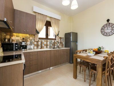 Villa Villa in Crete with Private Pool & Mountain Views - Features photo 39