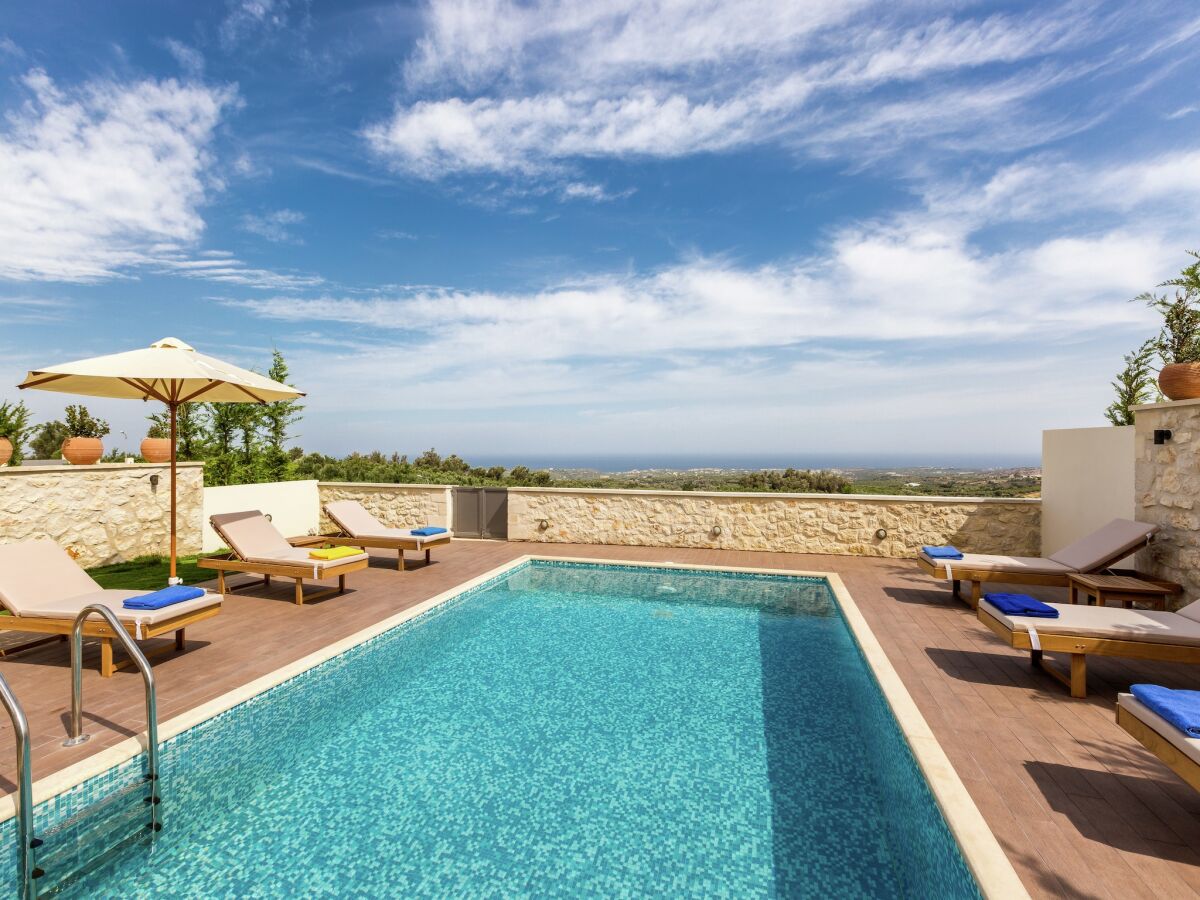 Villa Villa Arkadi mit Panorama-Pool und Natur - Outdoor photo 2