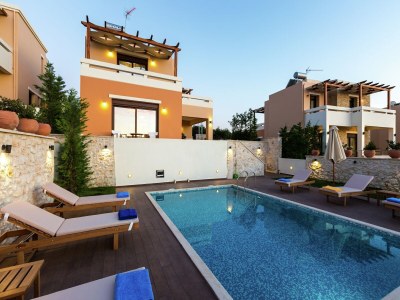 Villa Villa Arkadi mit Panorama-Pool und Natur - Outdoor photo 9