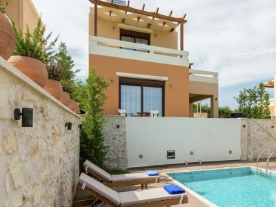 Villa Villa Arkadi mit Panorama-Pool und Natur - Outdoor photo 14