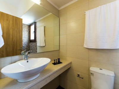 Villa Villa Arkadi mit Panorama-Pool und Natur - Features photo 23