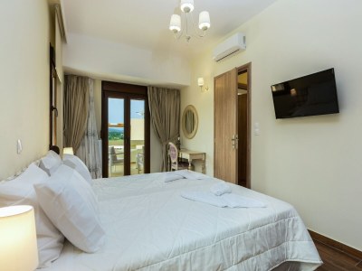 Villa Villa Arkadi mit Panorama-Pool und Natur - Features photo 33