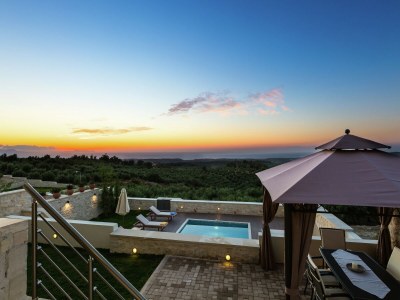 Villa Villa in Arkadi with Private Pool & Sea Nearby - Outdoor photo 6