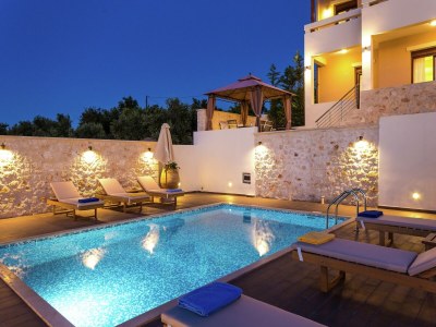 Villa Villa in Arkadi with Private Pool & Sea Nearby - Outdoor photo 8