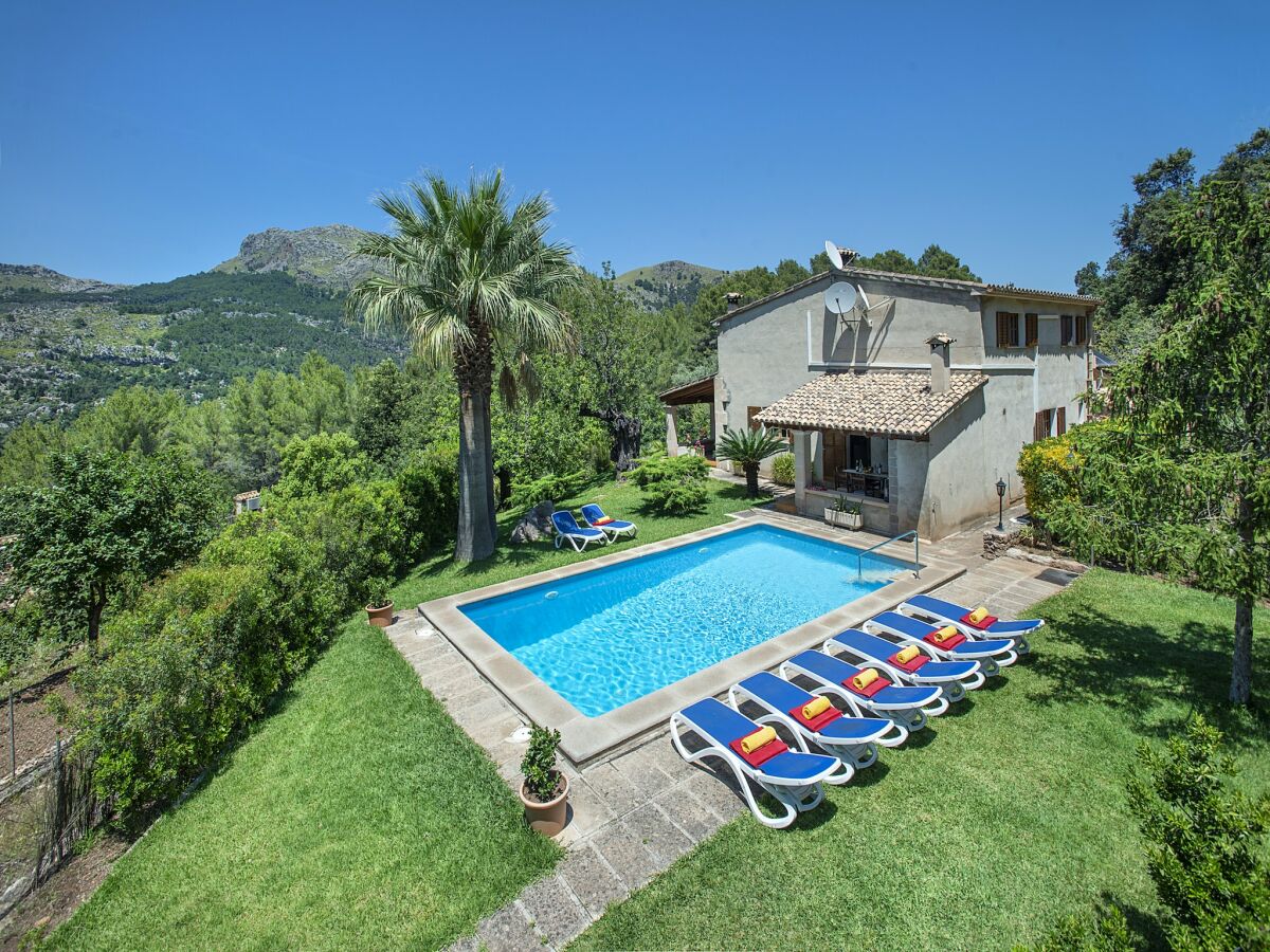 Villa Luxury villa in Pollensa with terrace - Outdoor photo 2