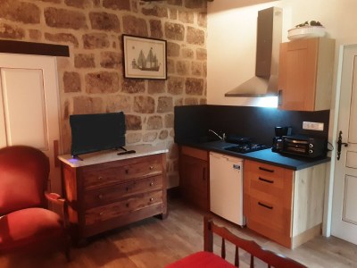 Holiday house Charming stone house with shared pool, Chambonas - Features photo 6