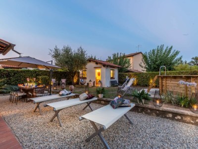 Villa Villa in Lucca mit Pool und Landschaftsblick - Outdoor photo 26