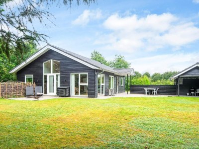 Holiday house 4 star holiday home in Tarm - Outdoor photo 3