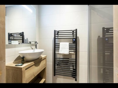 Apartment Apartment in Samoëns with Pool & Spa - Features photo 29