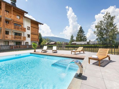 Holiday park Chalet in Samoëns near Ski Lift - Outdoor photo 5