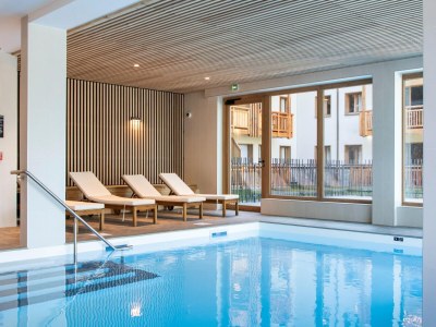 Holiday park Chalet in Samoëns near Ski Lift - Outdoor photo 6