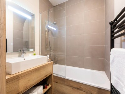 Holiday park Chalet in Samoëns near Ski Lift - Features photo 10