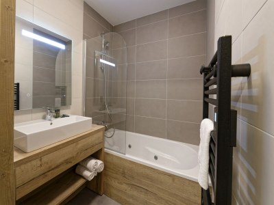 Holiday park Chalet in Samoëns near Grand Massif Lift - Features photo 19