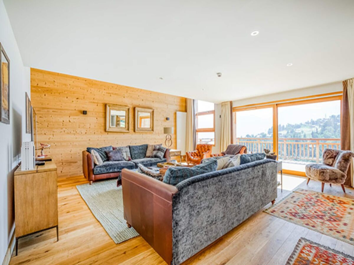 Apartment Chalet in Combloux with Mont-Blanc Views