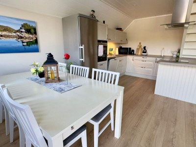 Holiday house 8 person holiday home in Urangsvåg - Outdoor photo 18