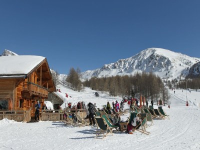 Holiday park Chalet in Isola nahe Skipisten - Environment photo 20